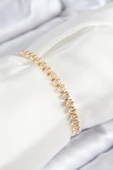 Pirinç Zirkon Taşlı Damla Model Gold Renk Asansörlü Kadın Bileklik - TJ-BB7741 - 1