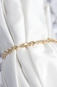 Pirinç VIP Seri Gold Zirkon Taşlı Balık Sırtı Model Kadın Bileklik - TJ-BB7921 - 2