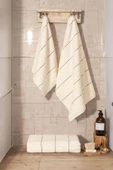 Varol Kare Micro Cotton Banyo Havlusu 90x150cm thumbnail 4