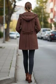 Yaka Detaylı Büyük Düğmeli Kaşe Kahverengi Kaban thumbnail 11