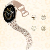 Samsung Galaxy Watch 6 7 Serisi ile Uyumlu Leopar Desenli Silikon Kordon Kayış Bej - 2