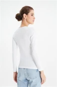 ERDEM İÇ GİYİM Erdem Beyaz V Yaka Tişört 2332 thumbnail 2