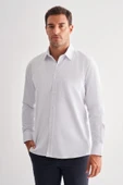 Beyaz Sert Yaka Uzun Kol Cepli Comfort Fit Classic Gömlek 1004255164 thumbnail 1