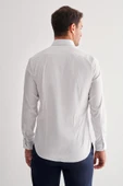 Beyaz Yarım İtalyan Yaka Uzun Kol Cepsiz Slim Fit Cls Gömlek 1004255174 thumbnail 5