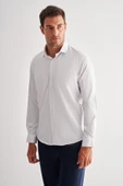 Beyaz Yarım İtalyan Yaka Uzun Kol Cepsiz Slim Fit Cls Gömlek 1004255174 thumbnail 3