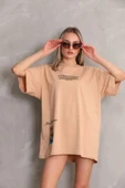 Unisex Bisiklet Yaka Baskılı Oversize T-Shirt - Bej thumbnail 1