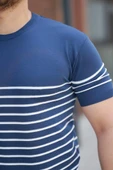Erkek çizgi Desenli Bisiklet Yaka Kısa Kollu T-sihrt thumbnail 3