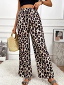 Kadın Yüksek Bel Beli Lastikli Bağcıklı Leopar Desenli Süprem Pantolon thumbnail 2