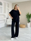 Kadın Kısa Kollu Kayık Yakalı Dikiş Izi Detaylı Viskon Iki Iplik Bluz Ve Pantolon Ikili Takım thumbnail 1