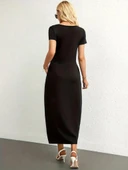 Kadın Kısa Kollu Yakası Yuvarlak Cepli Viskon Elbise thumbnail 4