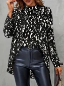 Kadın Uzun Kollu Yarı Balıkçı Yaka Desenli Dokuma Bluz thumbnail 4