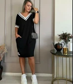 Kadın Kısa Kollu V Yaka Ribana Detaylı Cepli Dizüstü Viskon Elbise thumbnail 3