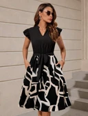 Kadın Kısa Kollu V Yakalı üst Janjan Krep Alt Desenli Süprem Mini Elbise thumbnail 3