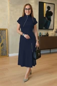 Kadın Kısa Kollu Yakadan Ve Etekten Fermuarlı Midi Viskon Iki Iplik Elbise thumbnail 1