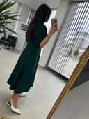 Kadın Kısa Kollu Bisiklet Yaka Fiyonk Broşlu Midi Janjan Krep Elbise thumbnail 11