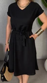 Kadın Kısa Kollu V Yakalı Beli Kuşaklı Ithal Keten Elbise thumbnail 3