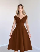 Kadın Kısa Kollu Kruvaze Yaka Eteği Volanlı Krep Elbise thumbnail 2