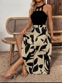 Kadın Sıfır Kollu Yakadan şeritli Omuzlardan Açık Janjan Krep Desenli Al Dalgıç Maxi Elbise thumbnail 1