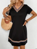 Kadın Kısa Kollu V Yakalı Etnik Desen şerit Detaylı Viskon Elbise thumbnail 5