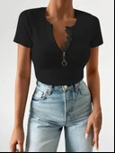 Kadın Beyaz Yaka Dantel Ve Fermuarlı Kaşkorse Bluz thumbnail 1