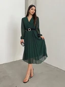 Kadın şifon Kumaş Astalı Kloş Kesim Kruvaze Yaka Midi Boy Elbise thumbnail 1