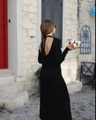 Kadın Uzun Kollu Yarı Balıkçı Yaka Arkadan Pencere Detaylı Bağcıklı Midi Triko Elbise thumbnail 2