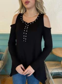 Kadın Uzun Kollu Bisiklet Yaka önü Taşlı Omuzu Açık Etek Ucu Asimetrik Kesim Viskon Bluz thumbnail 3