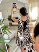 Kadın Kolsuz Sırttan Bağlamalı Fırfırlı Leopar Desenli Süprem Elbise thumbnail 11