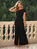 Kadın Asimetrik Yaka Detaylı Omuzu Açık Büzgülü Yırtmaçlı Sandy Elbise thumbnail 1