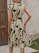 Kadın Kısa Yarasa Kollu Yuvarlak Yaka Beli Büzgülü Süprem Elbise thumbnail 4