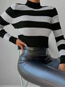 Kadın Uzun Kollu çizgi Detay Triko Bluz thumbnail 4