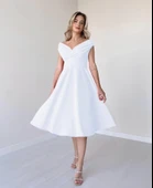 Kadın Kısa Kollu Kruvaze Yaka Eteği Volanlı Krep Elbise thumbnail 3