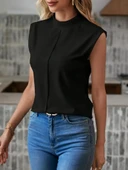 Kadın Kısa Reglan Kollu Yarı Balıkçı Yaka Ithal Krep Bluz thumbnail 4