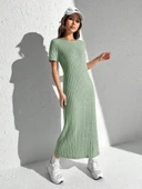 Kadın Kısa Kollu Bisiklet Yaka Yırtmaç Detay Fitilli Kaşkorse Tam Boy Elbise thumbnail 4