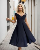 Kadın Kısa Kollu Kruvaze Yaka Eteği Volanlı Krep Elbise thumbnail 9