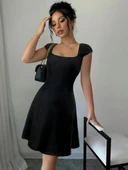 Kadın Kısa Kollu Geometrik Yakalı Janjan Krep Elbise thumbnail 5