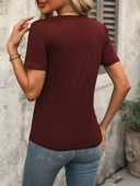 Kadın Kollu V Yakalı Omuzlarda çizgi Detaylı Viskon Bluz thumbnail 2