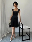 Kadın Kısa Kollu Geometrik Yakalı Janjan Krep Elbise thumbnail 3