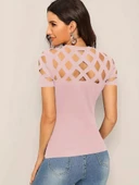 Kadın Kısa Kollu Baklava Desen Lazer Kesim Ithal Krep Bluz thumbnail 4