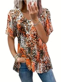 Kadın V Yaka Renkli Leopar Desen Büzgü Detay Süprem Bluz thumbnail 2