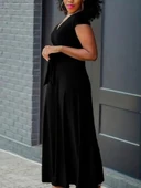 Kadın Kısa Kollu V Yakalı Belden Kuşaklı Maksi Boy Viskon Elbise thumbnail 5