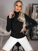 Kadın Uzun Kollu Yarım Balıkçı Yaka Omuzları Açık Bir Tarafı Yırtmaçlı Yumoş Bluz thumbnail 2