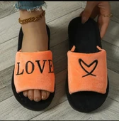 Kadın Kalp Desenli Peluş Ev Terliği - 1