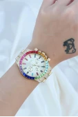 Clariss Trend Gold Metal Kordonlu Zirkon Taş Kaplama Renkli Taşlı Kasa Tasarımlı Lüx Kadın Kol Saati thumbnail 4