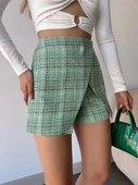 Kapaklı tüvit şort etek yeşil thumbnail 4