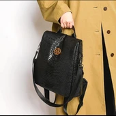 PARLAK KADIN SIRT ÇANTA thumbnail 4