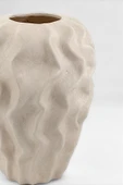Serenité Bej Dalgalı Sarmaşık Desenli Seramik Küp Vazo (18x25.5 cm) thumbnail 4