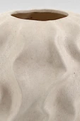 Serenité Bej Dalgalı Sarmaşık Desenli Seramik Küp Vazo (18x25.5 cm) thumbnail 5