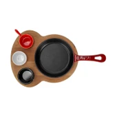 Lava Döküm Yuvarlak Kızartma Tavası Yekpare Saplı Kayın Ahşap Altlık. Çap(Ø)16cm. (Bu ürüne sos kapları dahil değildir)-Bordo thumbnail 3