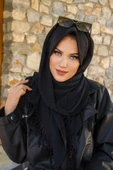 Siyah Şapkalı Şal thumbnail 3